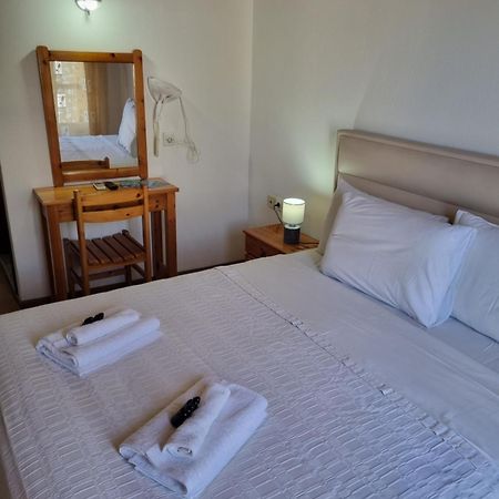 Zeus Guesthouse Panagia  Eksteriør bilde