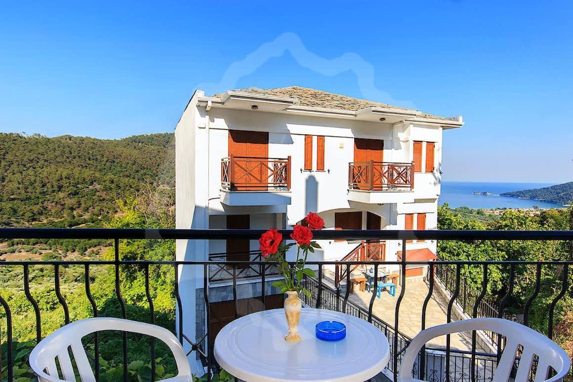 Zeus Guesthouse Panagia  Eksteriør bilde